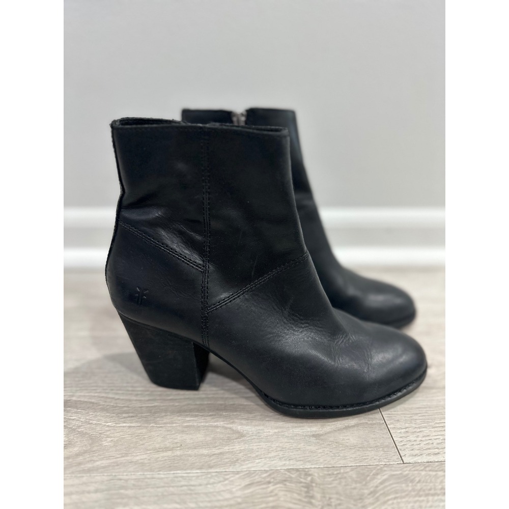 Frye Womens Black Leather Ankle Boots Booties Block Heel Side Zip Size 7M Grunge